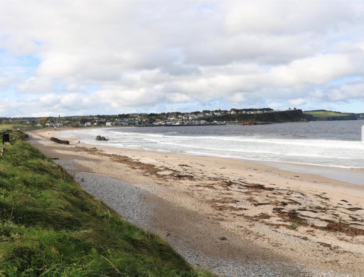 Holiday Home In Ballycastle - Fainne Na Cairde Extérieur photo
