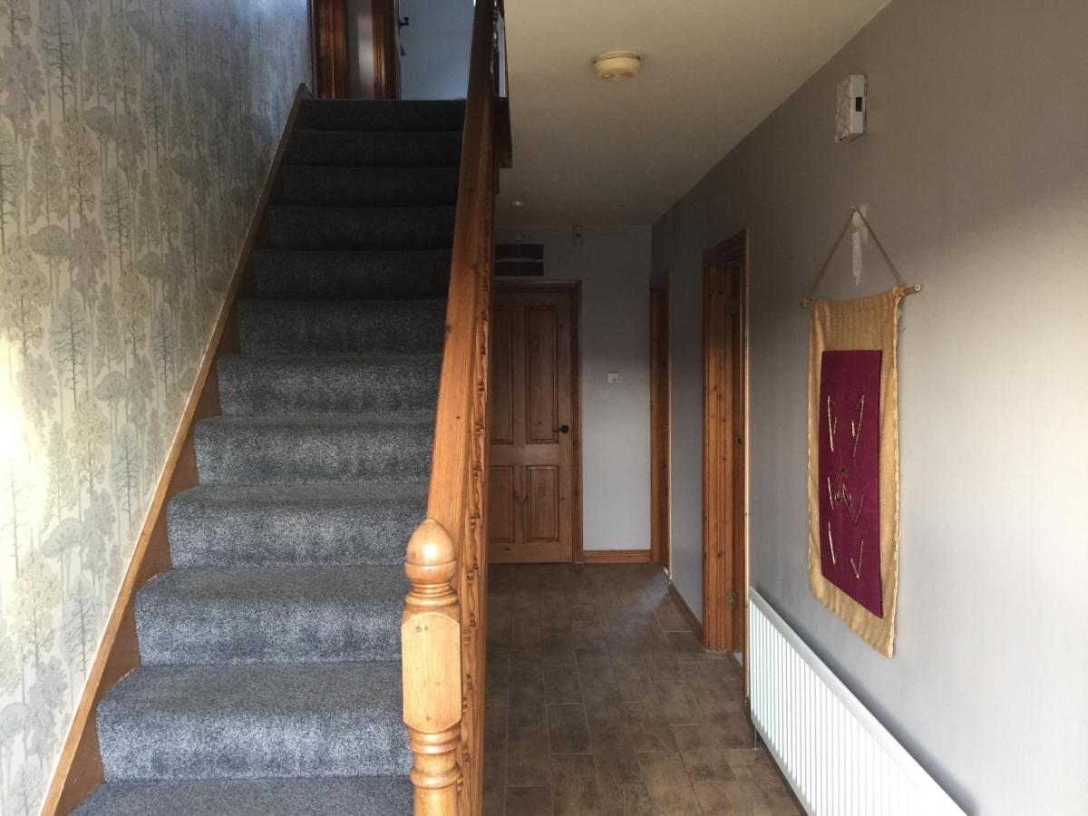 Holiday Home In Ballycastle - Fainne Na Cairde Extérieur photo